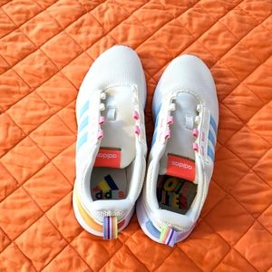 Adidas Racer Love Unites Pride Sneakers Size 7 women MISSING LACES
